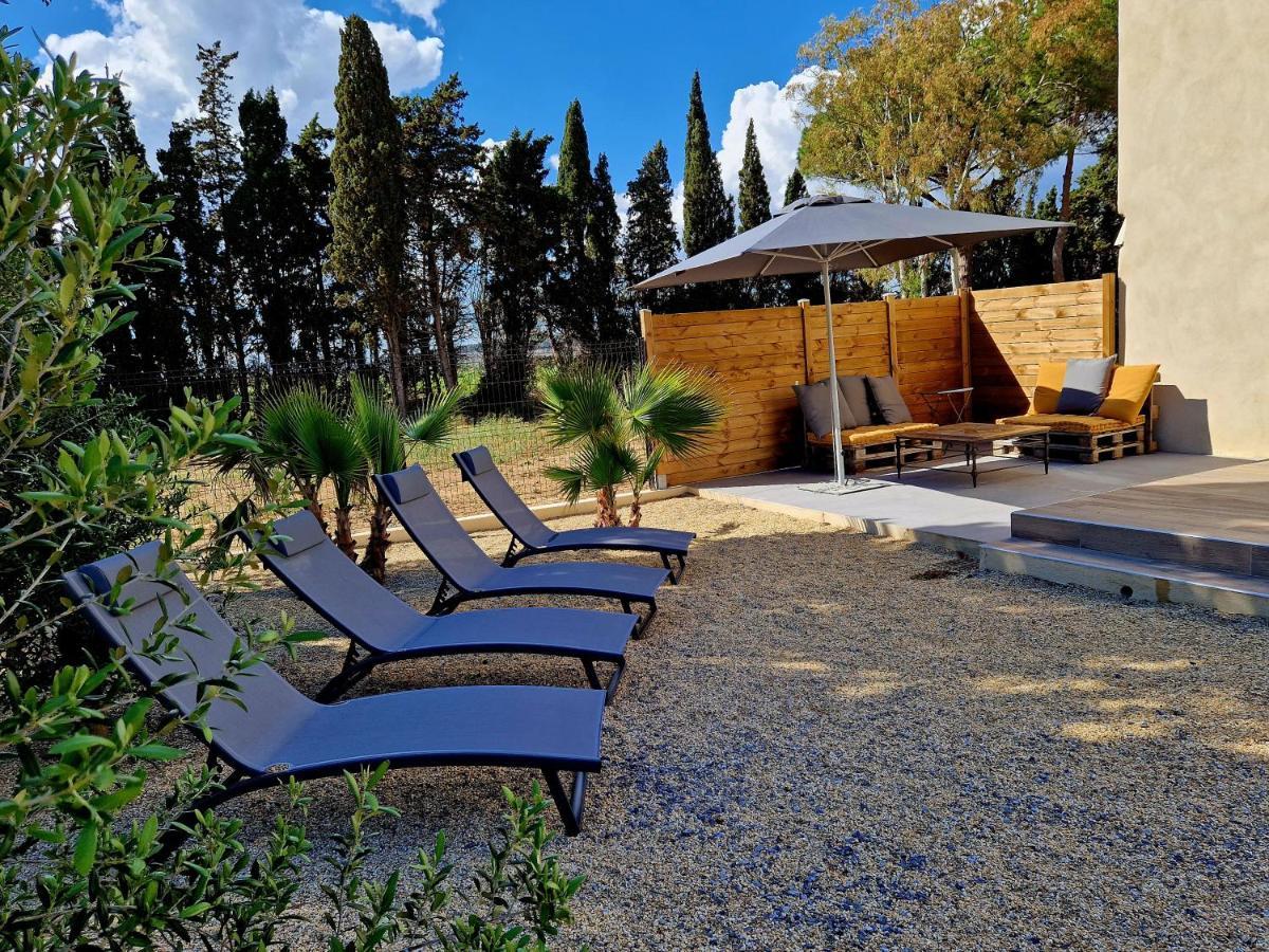 Domaine De Merins, 10 Couchages Avec Piscine, Face A La Riviere, A 4Km De La Plage Fleury  Bagian luar foto